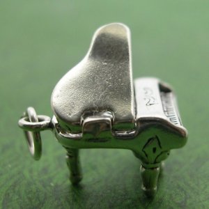 BABY GRAND PIANO Movable Sterling Silver Charm